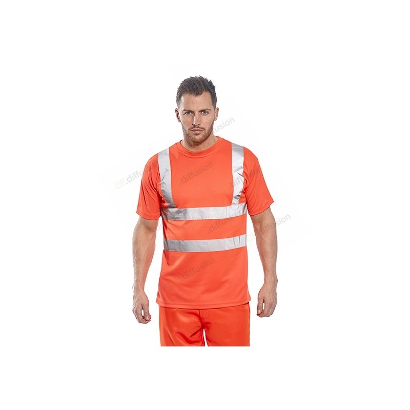 T-shirt manches courtes Portwest RT23 Haute Visibilité Orange fluo. Vu porté