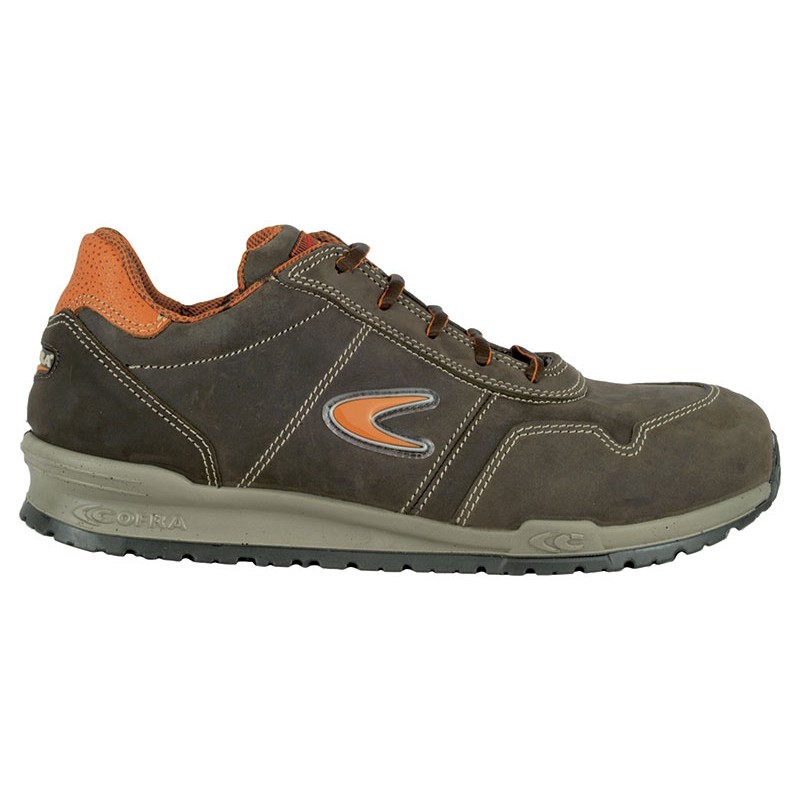 Chaussure de sécurité basse S3 SRC COFRA YASHIN. Vu de côté