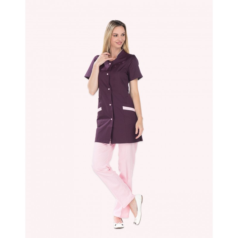 Blouse femme de travail manches courtes REMI Charline Iris/Rose. Vu de face