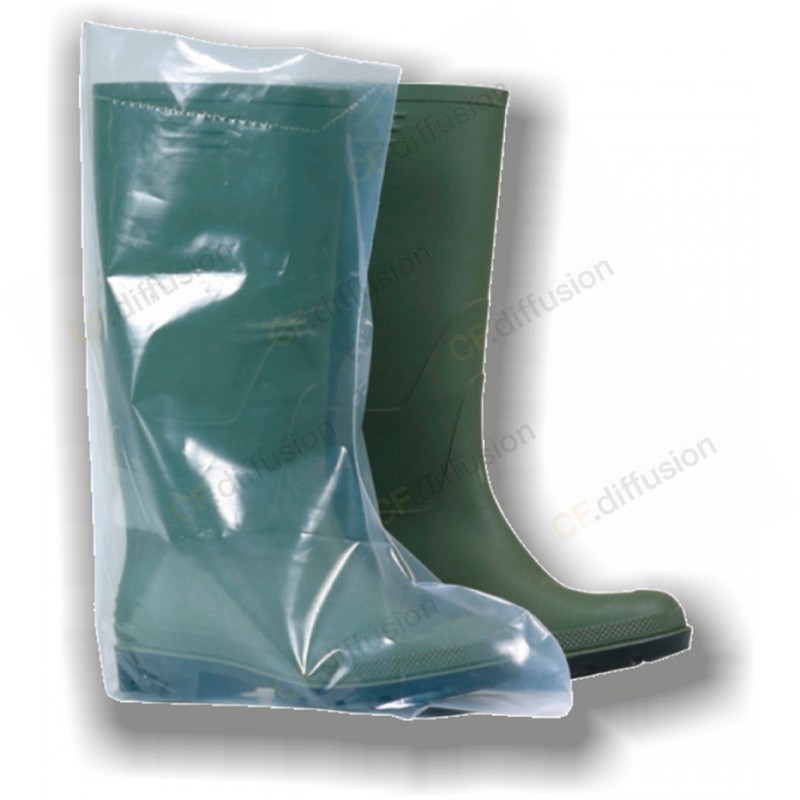Sur botte transparent étanches en polyéthylène COVERGUARD MO45255. Vu de profil