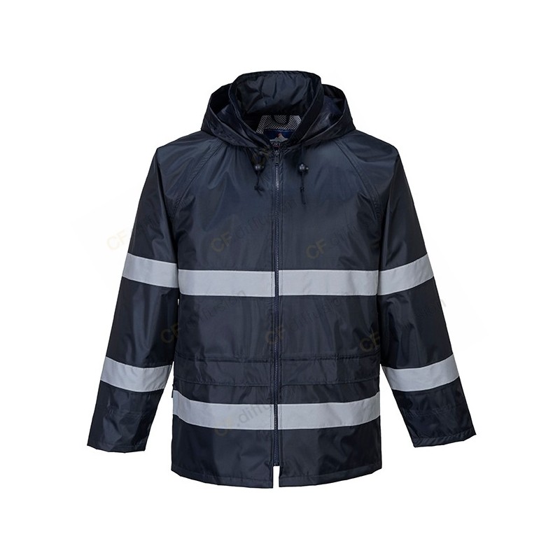 Veste de pluie imperméable et haute visibilité Portwest F440 Marine. Vu de face