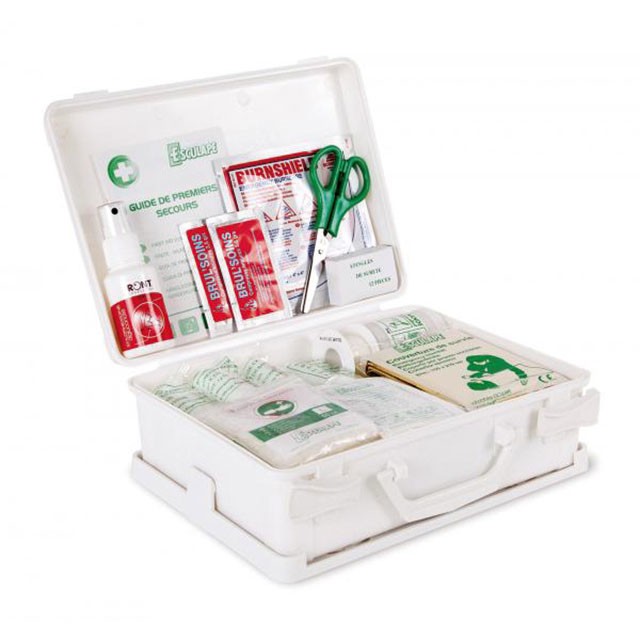 Armoire et kits de premiers secours